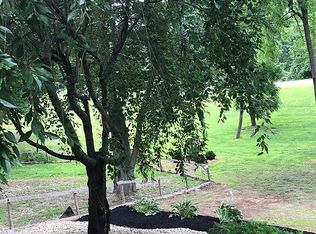 106 Palomino Cir, Bangor, PA 18013