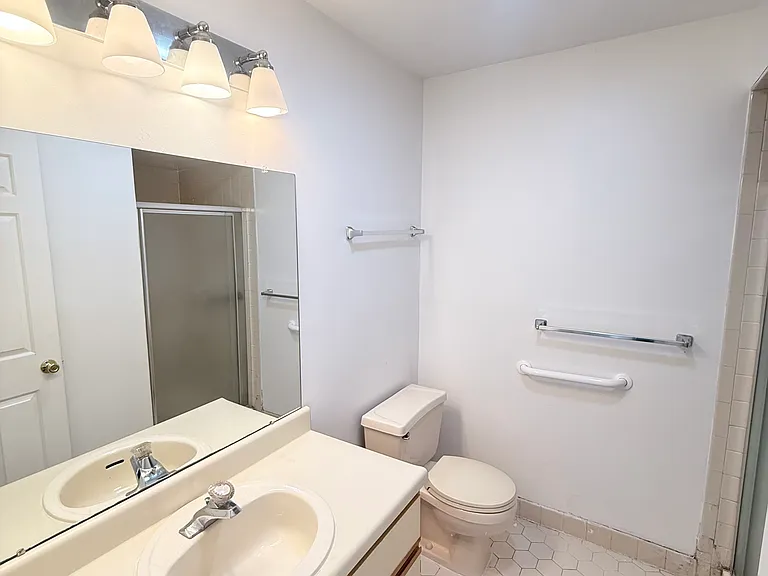 75 Keystone Ct #75 — Photo 18