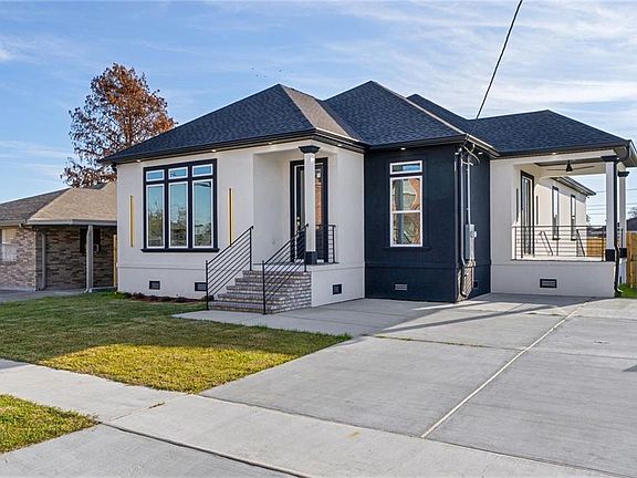 2nd image of 3201 Corinne Dr