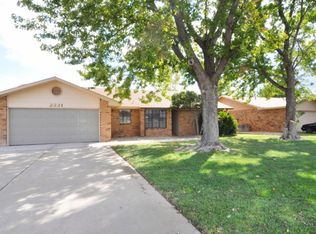 2221 Putnam Dr, Clovis, NM 88101