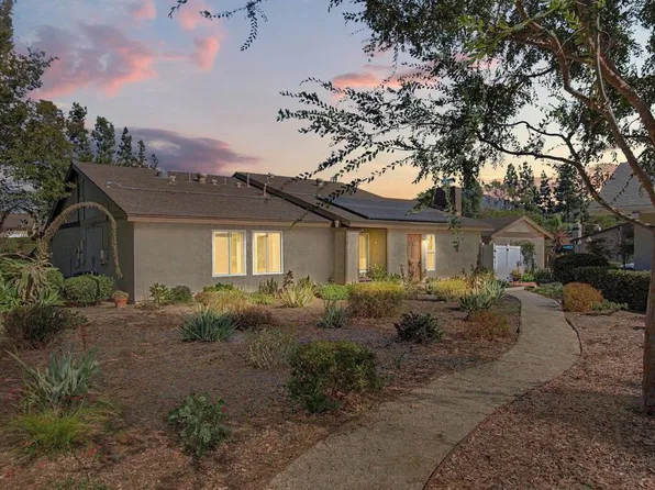 10028 Chavacan Ln, Spring Valley, CA 91977