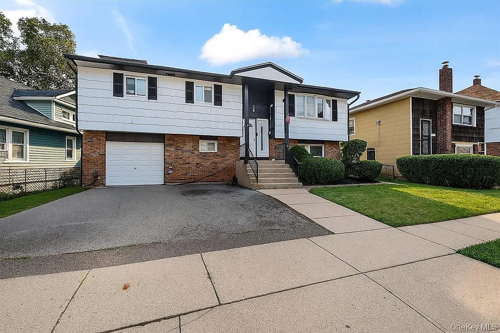 6 bed, 1790 sqft, $6,000 — Photo 1