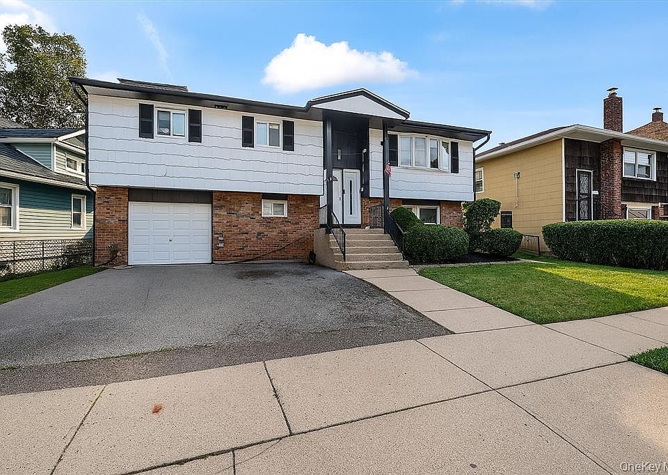 1st image of 22 Hudson Pl