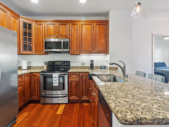 4th image of 1445 Fruitdale Ave Unit 121