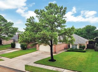 7055 River Garden Dr, Houston, TX 77095