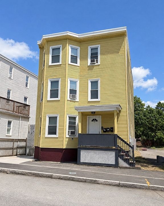 1st image of 8 Varnum St