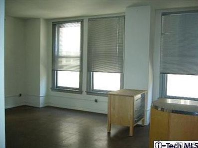 5th image of 215 W 7th St APT 1207