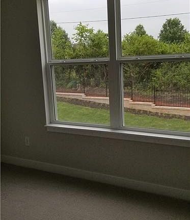 4th image of 7023 W 162nd Ter
