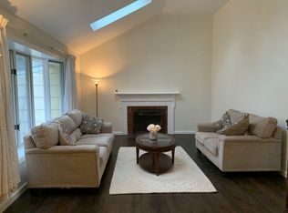 31 Broadripple Dr, Princeton, NJ 08540