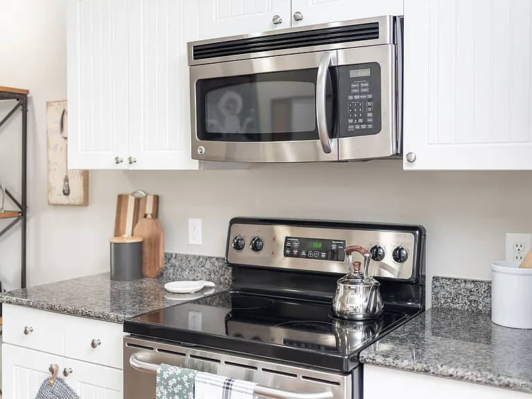 1845 Candlewood Ct #104 — Photo 38