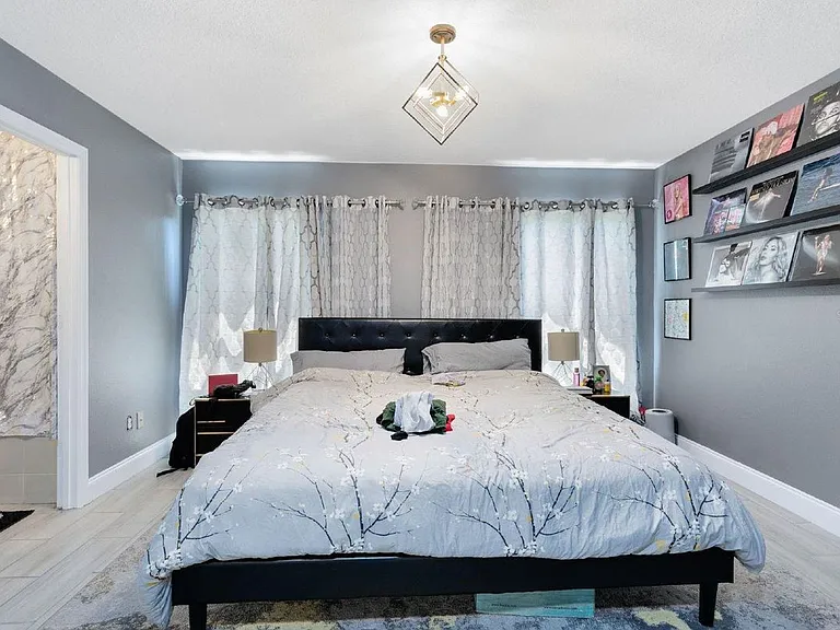 3891 Clubside Pointe Dr — Photo 2
