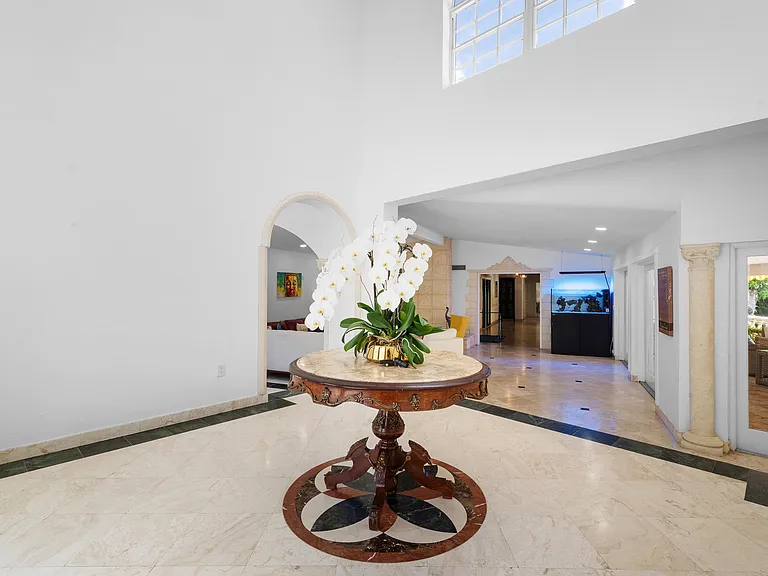 12300 Old Cutler Rd — Photo 5