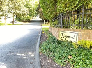 73 Kingswood Dr #73, Bethel, CT 06801