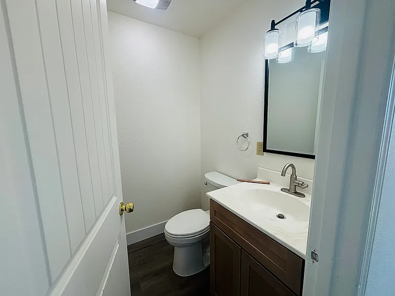 Live Oak Dr — Photo 7
