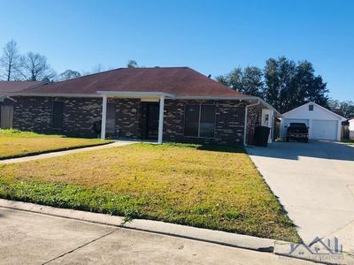 217 Lake Crescent Cir, Houma, LA, 70360