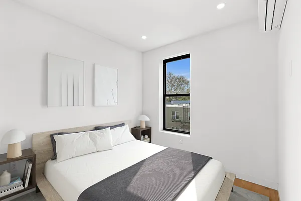 Rented by Compass | media 7