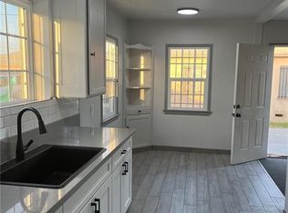 1327 W 93rd St, Los Angeles, CA 90044