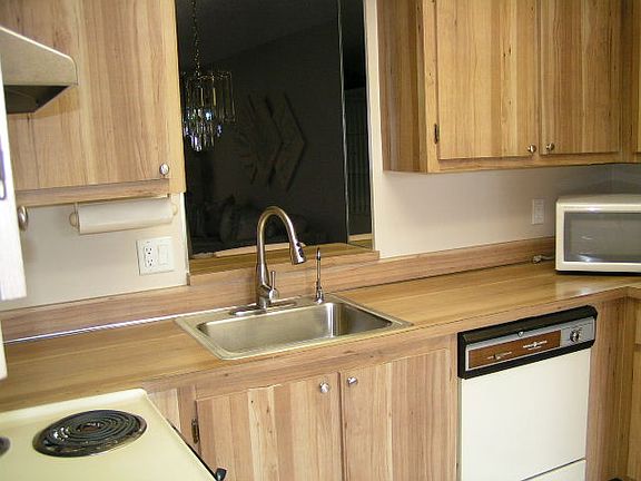 5th image of 6515 Kensington Ln APT 101