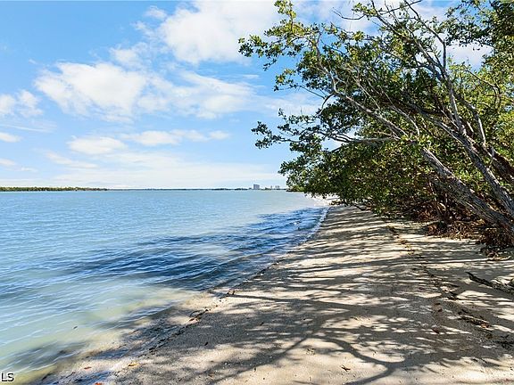 3rd image of 8771 Estero Blvd #907