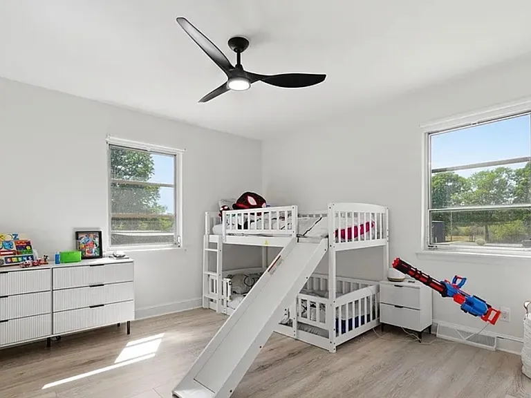 5009 Hemby Rd — Photo 10