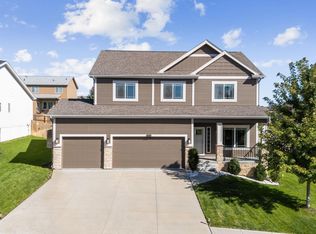 16452 Whitmore St, Bennington, NE 68007