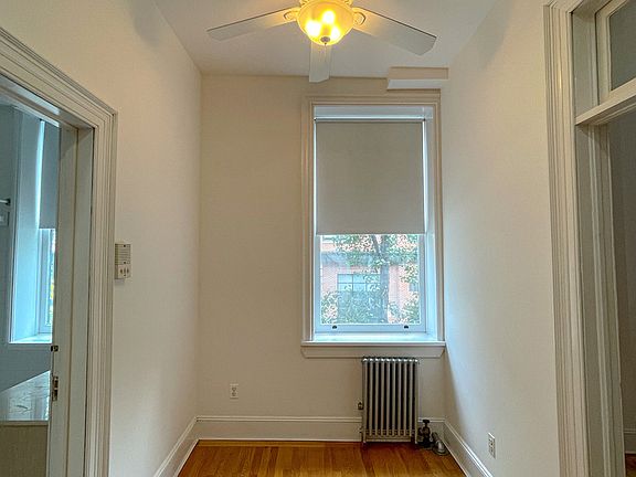 5th image of 316 Henry St APT 1