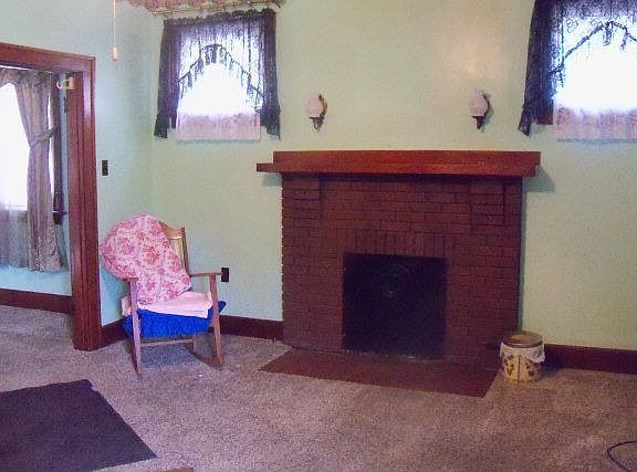 2nd image of 1323 Linden Ave