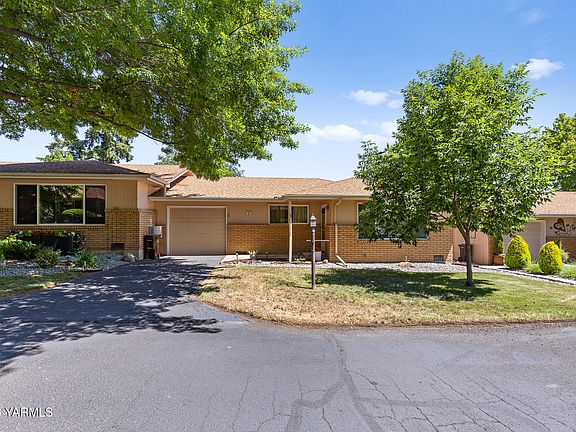2nd image of 7606 Summitview Ave APT 15
