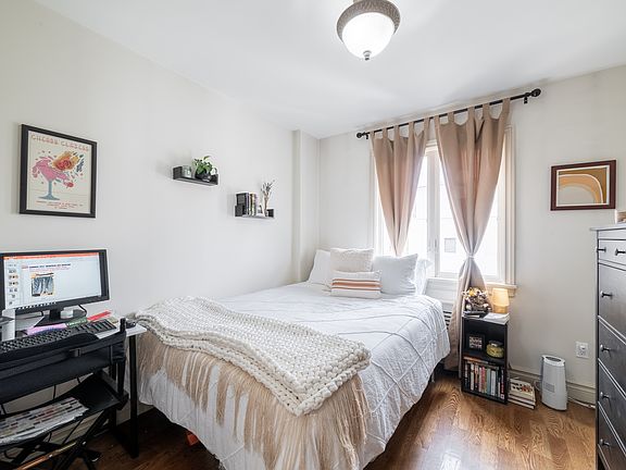 4th image of 300 Eldert St APT 3R