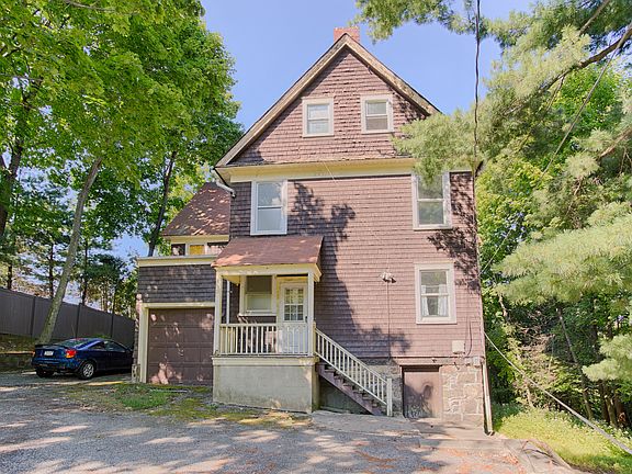 2nd image of 25 Rosehill Ave