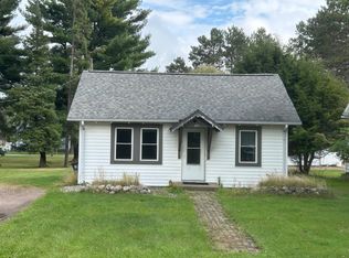 311 4th St S, Eagle River, WI 54521
