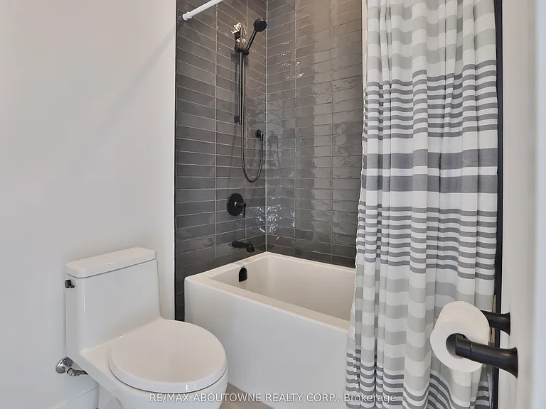 70 Upper Mount Albion Rd — Photo 26