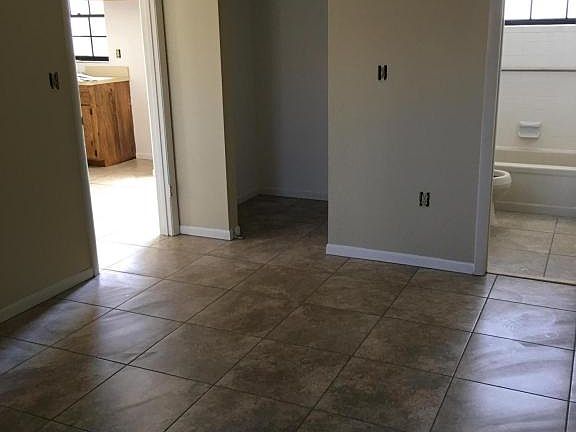 5th image of 8557 Rosalind Ave #0
