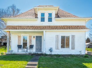 75 Drennon St, Pleasureville, KY 40057