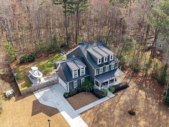 2nd image of 2869 Claybrook St