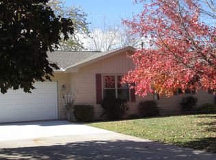 2113 Maple St, Atlantic, IA 50022