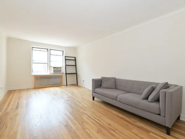 67-12 Yellowstone Boulevard image 1 of 17