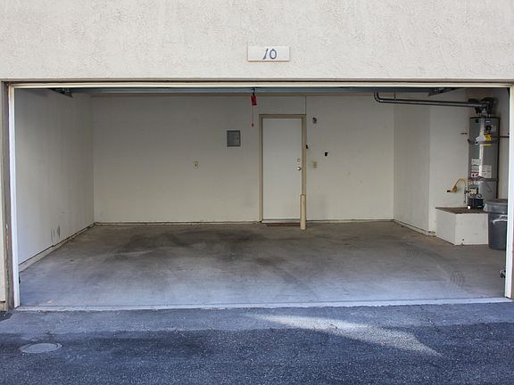 5th image of 750 E 5th St Unit 10