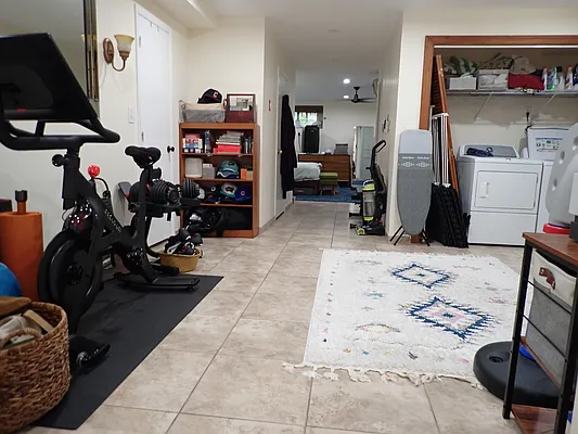 Rented by Hakeem Shahid, LREB | media 32