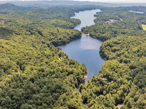 TBD Cardinal Drive, Lake Toxaway, NC 28747