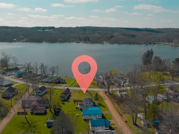 24186 Lakeview Dr, Union City, PA 16438