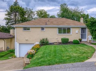 577 Hillcrest Ave, Mc Kees Rocks, PA 15136