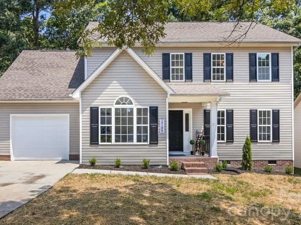 2149 Charles Towne Ct, Kannapolis, NC 28083
