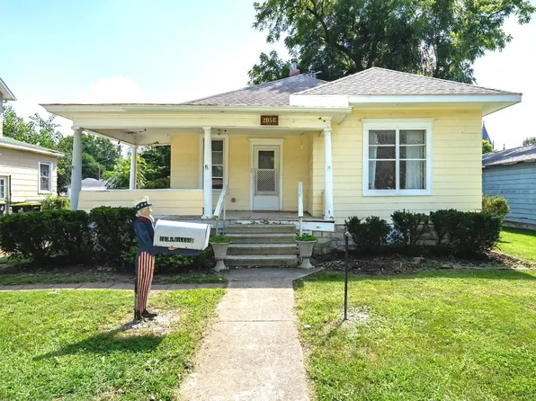 205 E Hickory St, Fairbury, IL 61739