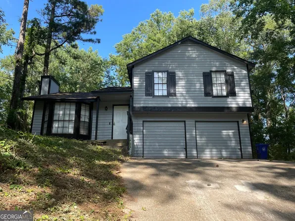 4064 Panola Woods Dr, Lithonia, GA 30038
