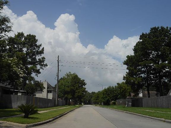 5th image of 7711 Oriole Ln