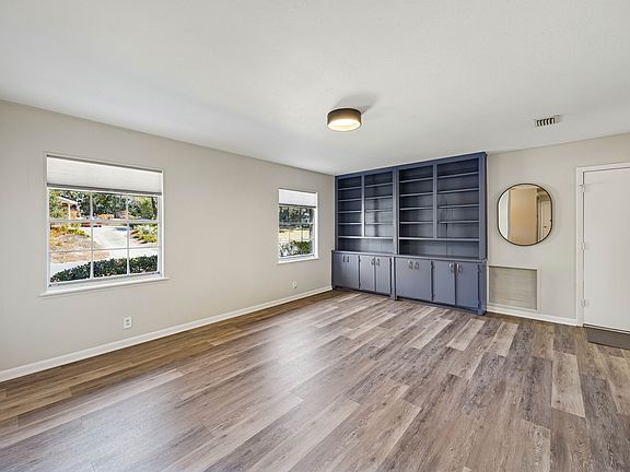 5th image of 2614 Gregor McGregor Blvd