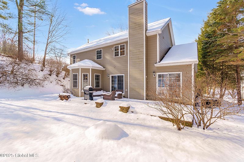 2nd image of 11 Knollwood Drive