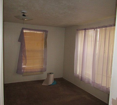 5th image of 906 W Crockett St