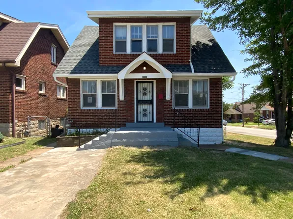 4200 Rosewood Ave, Saint Louis, MO 63120